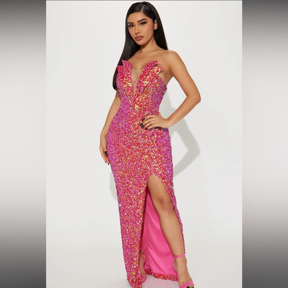NWT Pink Sequin Maxi Formal Dress With Slit